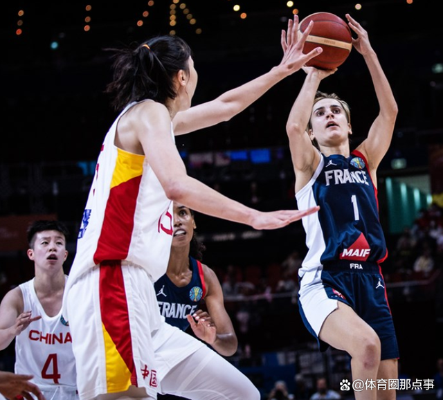 kaiyun sports-TheShy重返赛场，比赛规则变更首场状态出色，德国队观众沸腾！